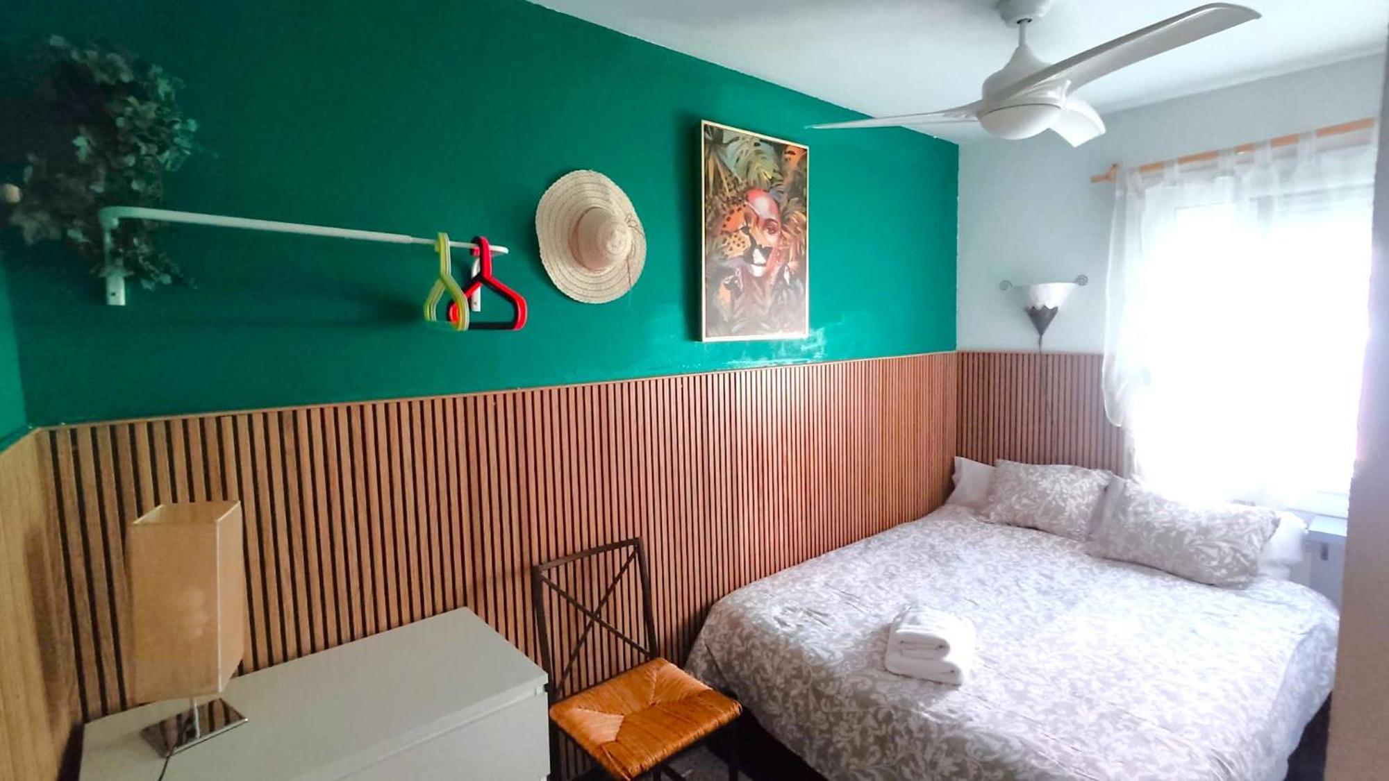 Bianca Seaview & Beach Apartment Montgat Exterior foto